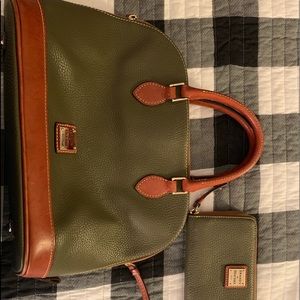Dooney & Bourke